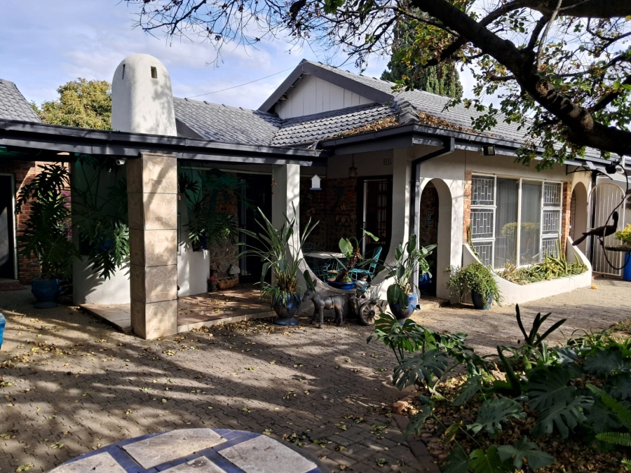 4 Bedroom Property for Sale in Naudeville Free State